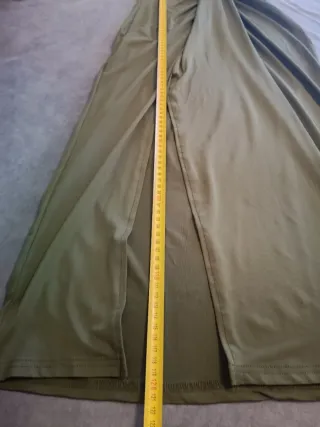 Vestido verde largo drapeado