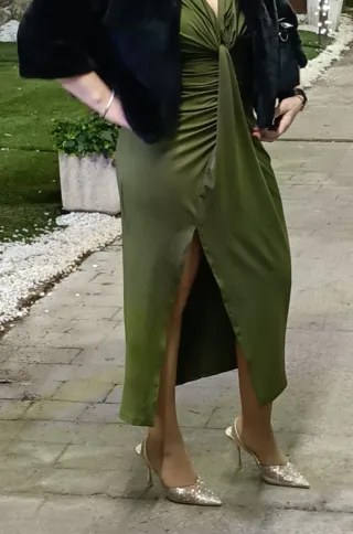 Vestido verde largo drapeado