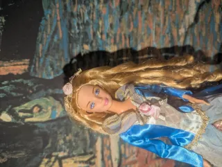 Barbie con vestito principesco