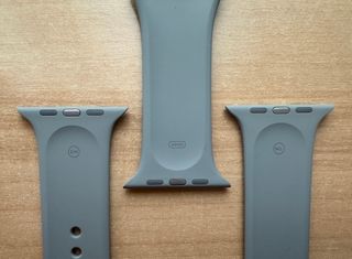 Apple Watch 44mm. Light Gray Titanium Sport Band