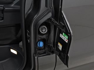 Ford Transit Custom 2.0 ECOBLUE 136 320 TREND KOMBI SWB 4P 9 PLAZAS