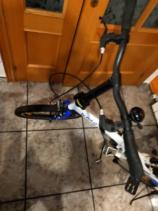 Bicicleta plegable B-Fold blanca