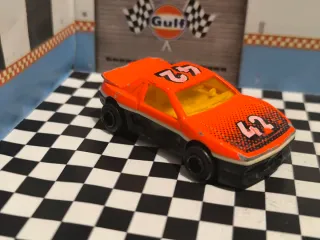 Coche Pontiac Fiero Majorette Naranja