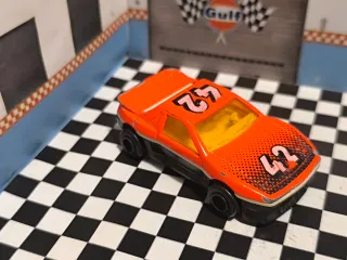 Coche Pontiac Fiero Majorette Naranja