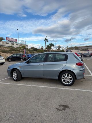 Alfa Romeo 147 1.6 16v T.SPARK 120cv