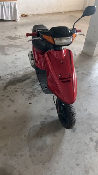 Yamaha Jog R Scooter Roja