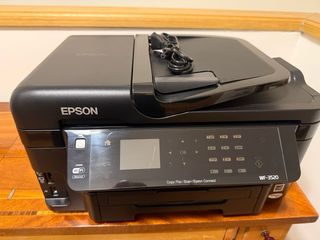 Impresora Epson Negra y Gris