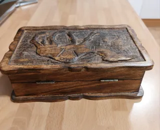 Caja madera tallada egipcia