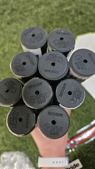 Grips MCC PLUS 4 Midsize kit regripping