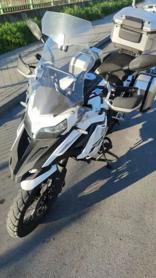 Benelli TRK 502X Adventure Moto