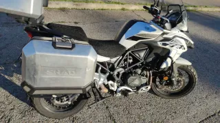 Benelli TRK 502X Adventure Moto