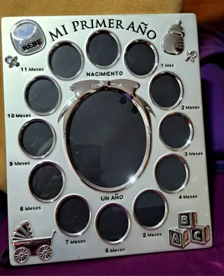 Marco Mi Primer Año para 12 fotos