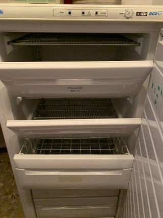 Congelador vertical Otsein