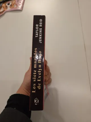 Los Siete Maridos De Evelyn Hugo/ The Seven Hus...