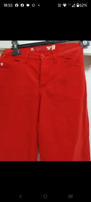Pantaloni Rossi