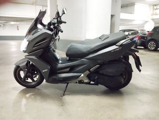KYMKO-XCT 300i Maxi Scooter