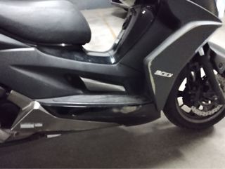 KYMKO-XCT 300i Maxi Scooter