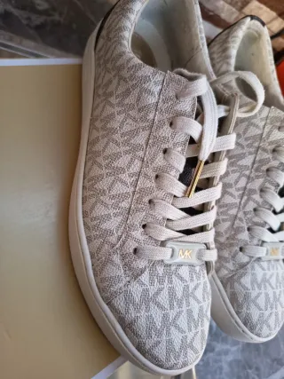 Zapatillas Michael Kors Mujer Beige/Blanco