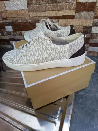 Zapatillas Michael Kors Mujer Beige/Blanco