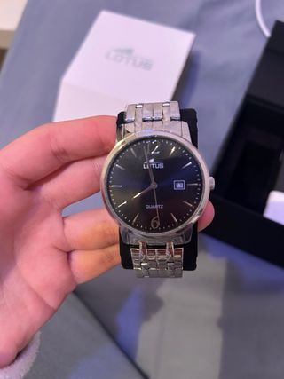 Reloj Lotus Classic Negro y Plateado
