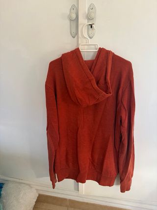 Sudadera Pull&Bear naranja con capucha