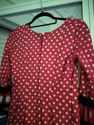Traje de flamenca rojo lunares blancos
