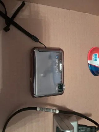 Konica Minolta DiMAGE X1 Cámara Digital Plata