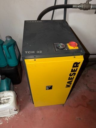 Compresor KAESER ASK 35 + Calderín y Secador.