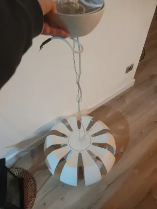 Lámpara de comedor beige/blanca