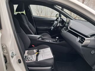 Toyota C-HR 1.8 125H Active 90 kW (122 CV)