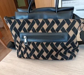 Bolso Amichi Negro y Beige