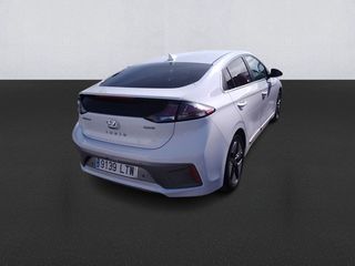 Hyundai Ioniq 1.6 GDI HEV Tecno DCT 104 kW (141 CV)