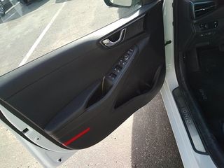 Hyundai Ioniq 1.6 GDI HEV Tecno DCT 104 kW (141 CV)