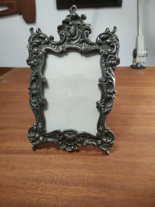 Marco antiguo decorativo