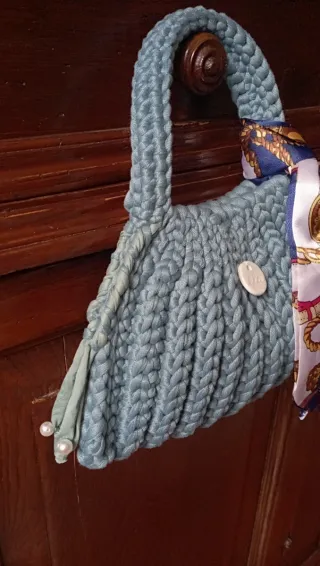 Borsetta uncinetto in fettuccia