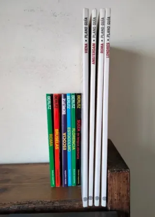 Guias turísticas de viaje, variadas