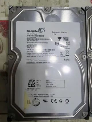 3 Discos Duros Seagate 1TB SATA