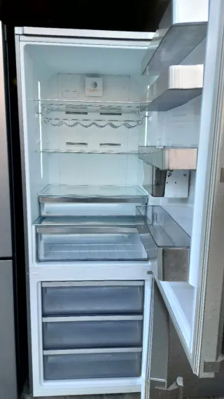 Nevera inoxidable seminueva con garantia