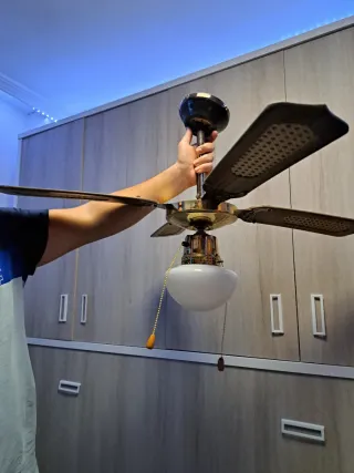 Lámpara Ventilador de Techo madera y Dorado