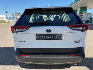 TOYOTA RAV4 2.5l 220H Business 4WD 5P