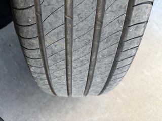 TOYOTA RAV4 2.5l 220H Business 4WD 5P