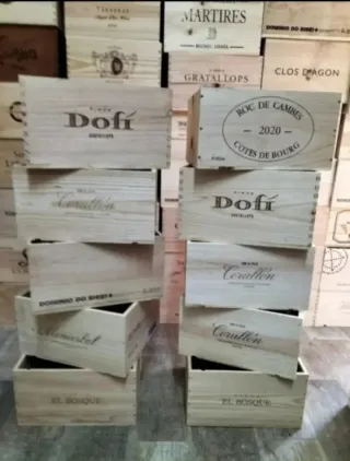 10 Cajas de madera almacenaje y expositores