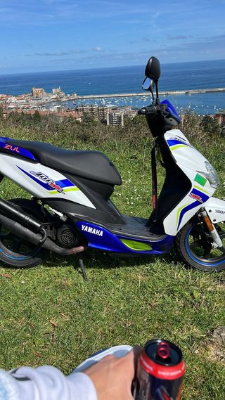 Yamaha Jog R refrigerada por aire