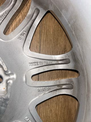 Llanta y neumático nuevos 195/65 R15