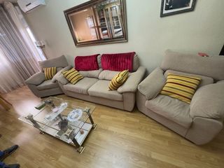 Sofá 3 plazas + 2 sillones beige