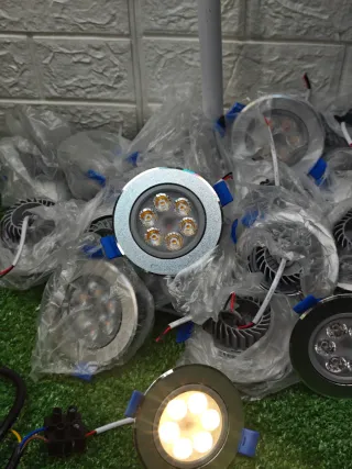 20 Ojos de Buey de 8Cm LED 3W Regulable