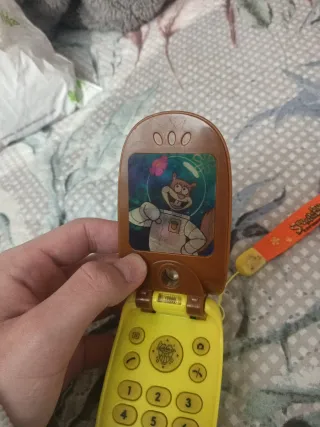 Se busc@ móvil Bob esponja