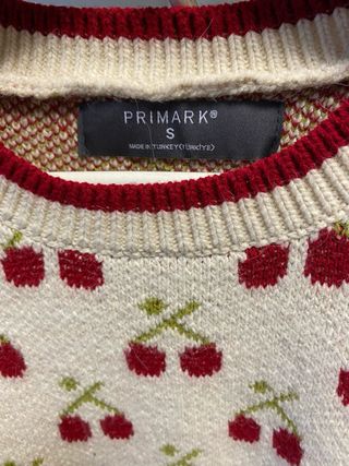 Conjunto Jersey y Chaqueta Cherry Primark Talla S