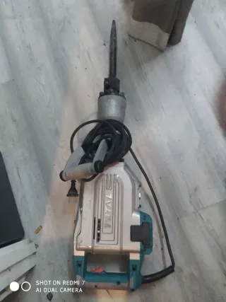 Martillo demoledor casi nuevo