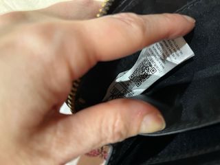 Monedero Guess Negro